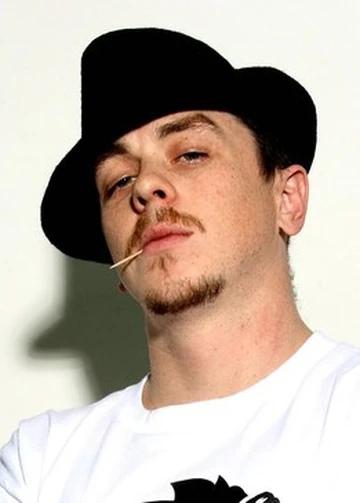 Click here to unveil the secret details of Sid Wilson Biography: #0 from slipknot. From childhood to successful actor and musician and crazy love story. Everything to know.